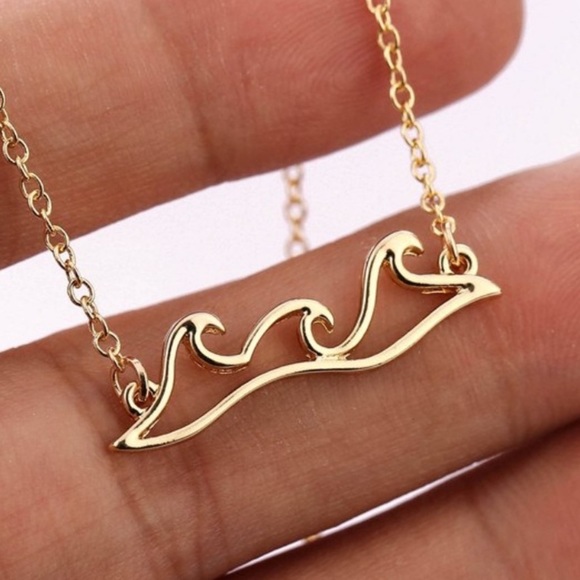 Ocean Wave Necklace Gold Tone Beach Boho Style - Picture 5 of 7